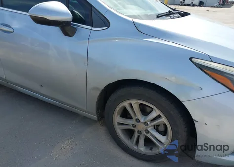 2017 Chevrolet Cruze Lt Auto from USA, damaged, VIN 3G1BE6SM3HS541733